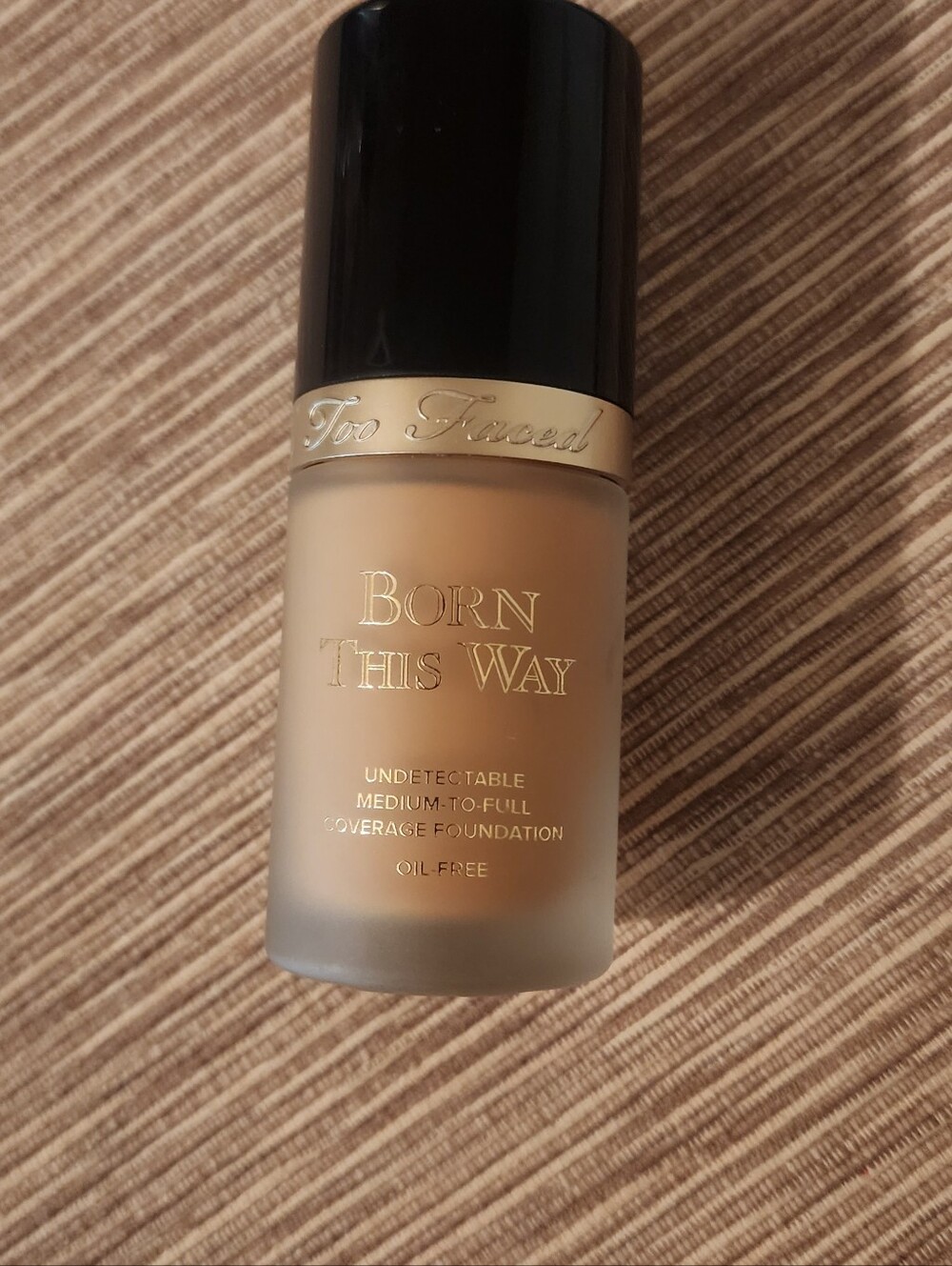 Too Faced Born This Way Foundation - Praline